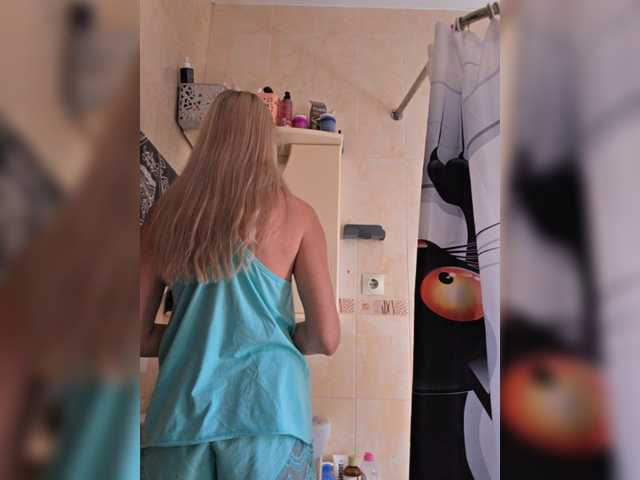 _Love-Blondi live webcam show
