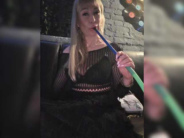 -Love-blondi preview