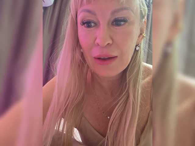 TerriRose live cam on BongaCams