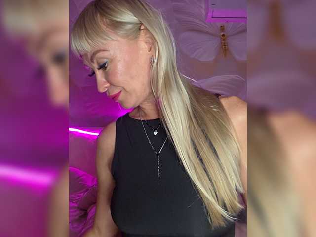 Love-Blondi