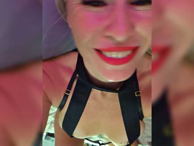 Love-Blondi