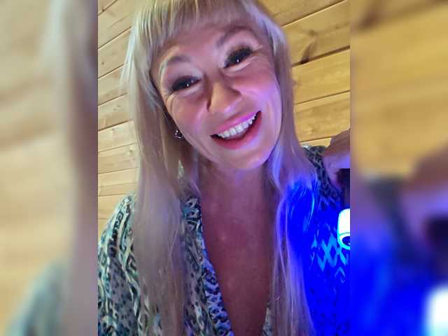 Love-Blondi