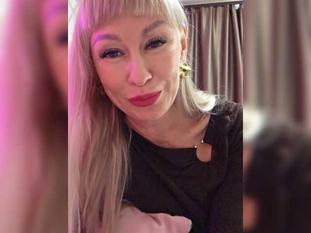 Love-Blondi
