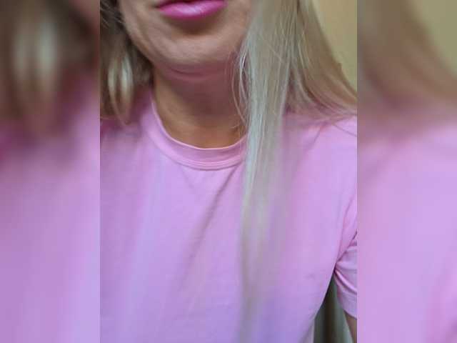 Love-Blondi live cam preview