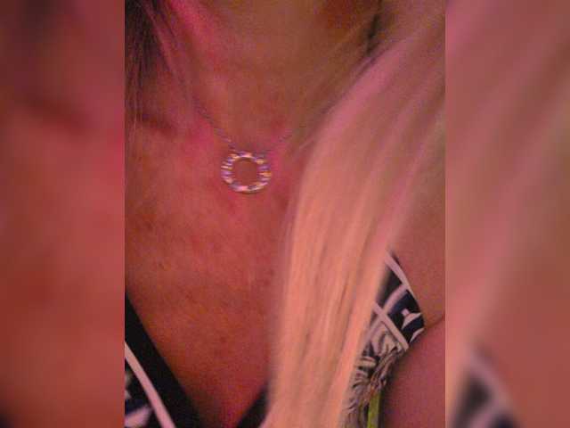 Live трансляция Blondi-Love - slutnetki.online