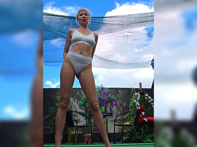 Love-Blondi