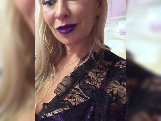 Love-Blondi