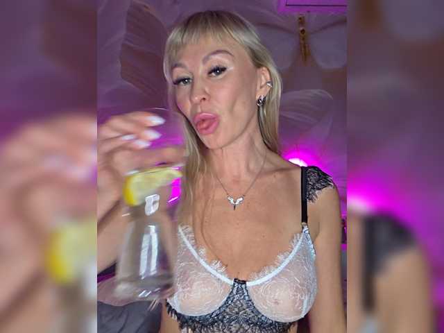 Love-Blondi