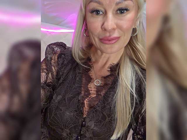 Love-Blondi