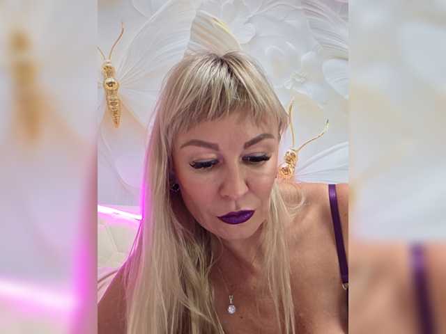 Love-Blondi