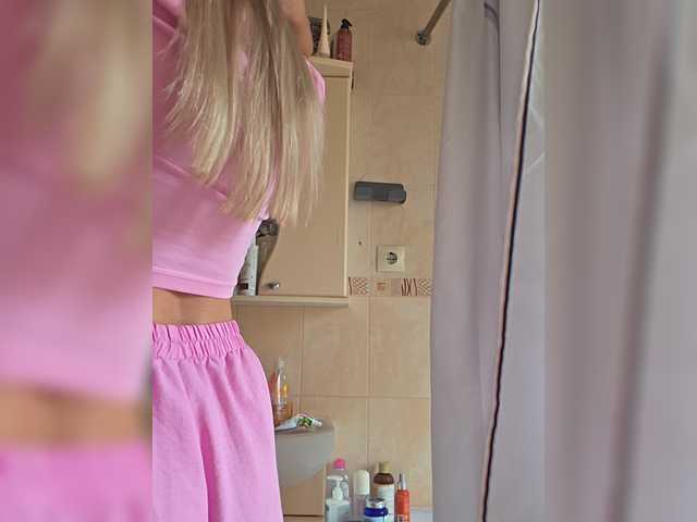Love-Blondi live cam preview