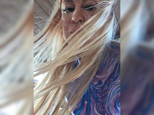 _Love-Blondi live webcam show