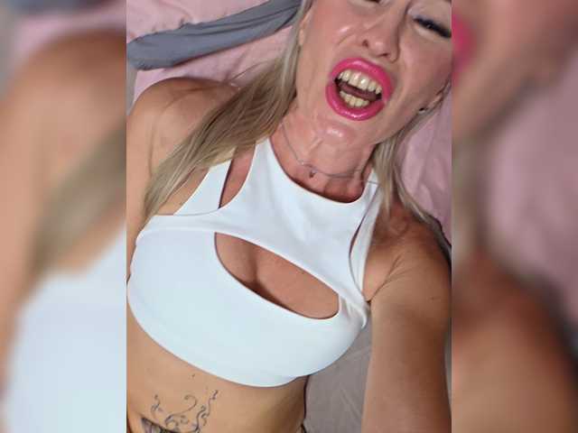 Love-Blondi