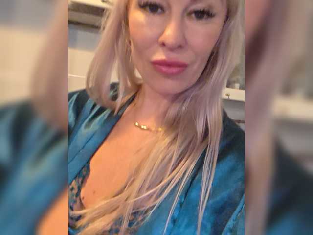 Love-Blondi
