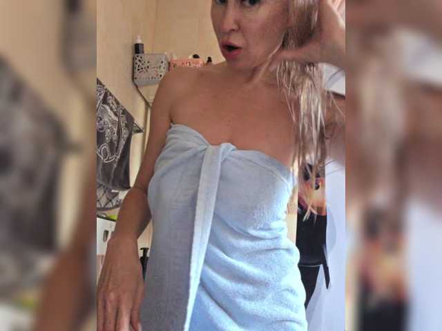 _Love-Blondi live webcam show