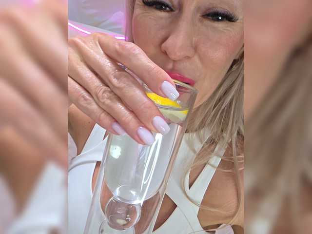 Love-Blondi