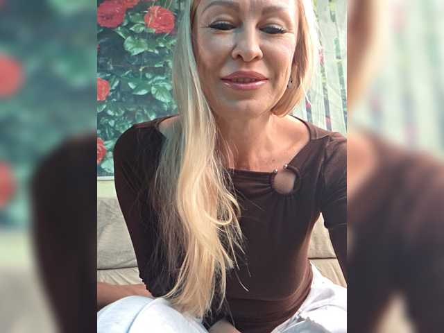 Love-Blondi