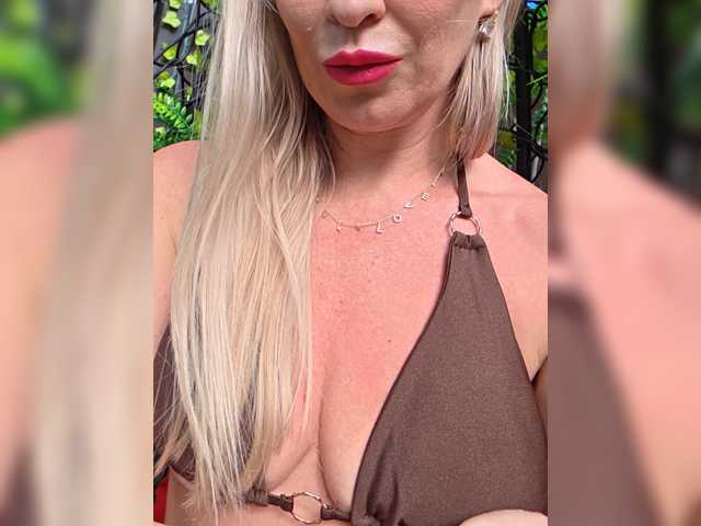 Love-Blondi