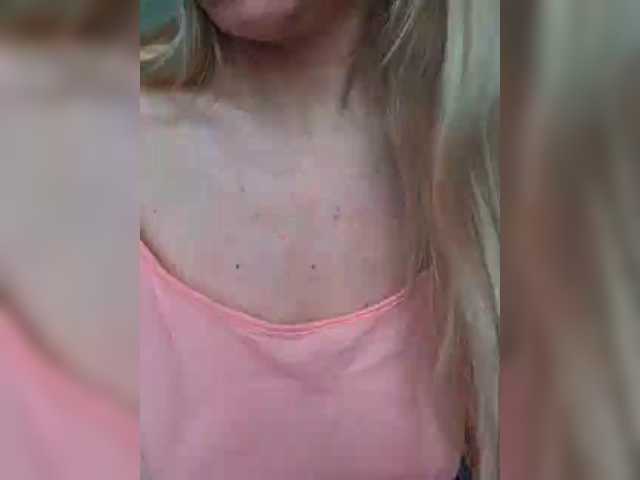 TerriRose's BongaCams show and profile