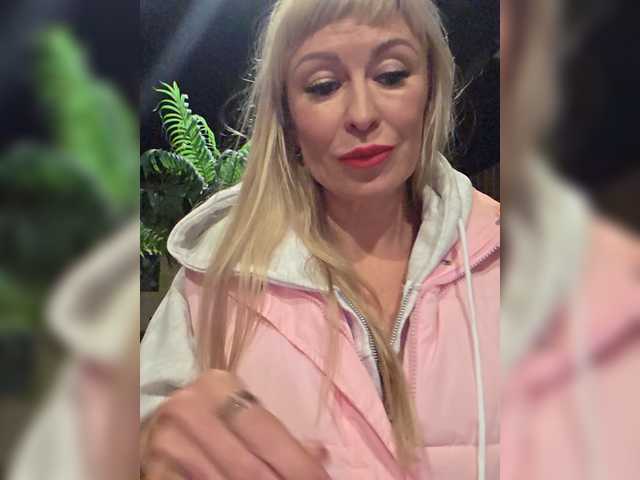 Love-Blondi