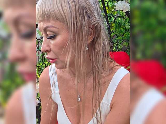 Love-Blondi