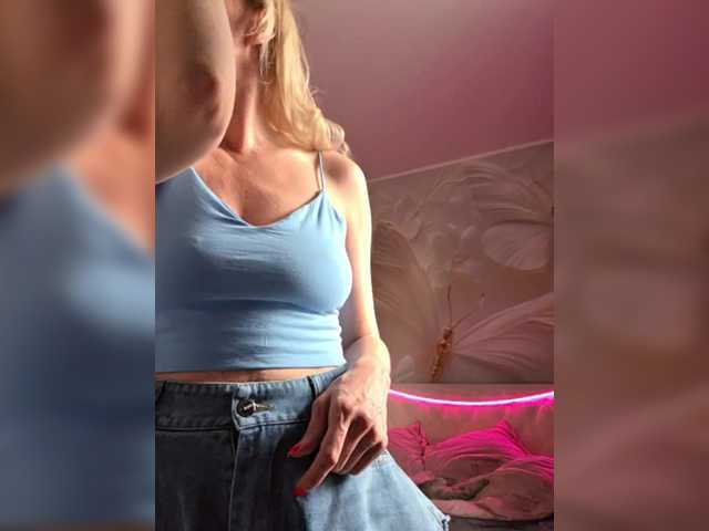 -Love-blondi webcam