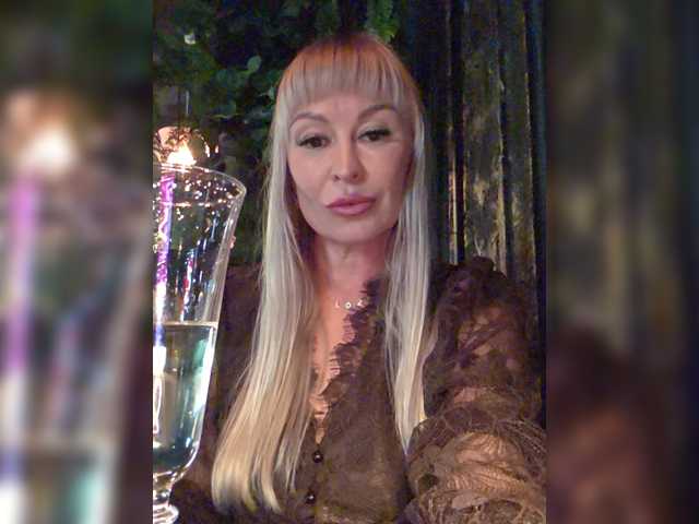 Love-Blondi