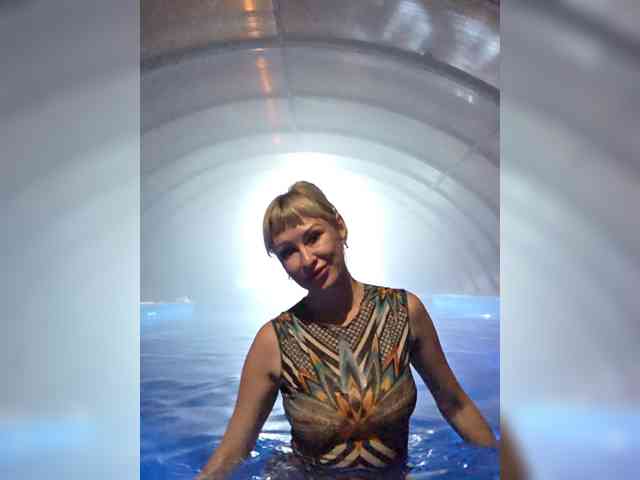 Love-Blondi webcam