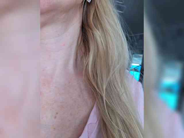 -Love-blondi webcam
