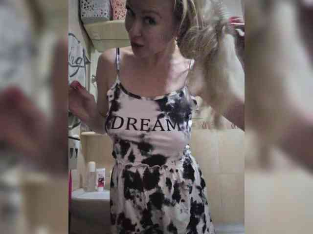 -Love-blondi webcam