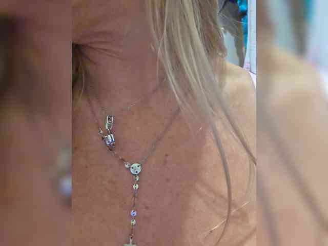 Love-Blondi webcam