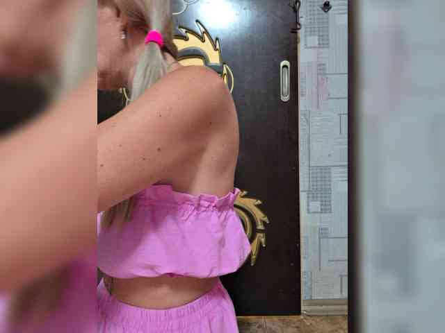 _Love-Blondi webcam