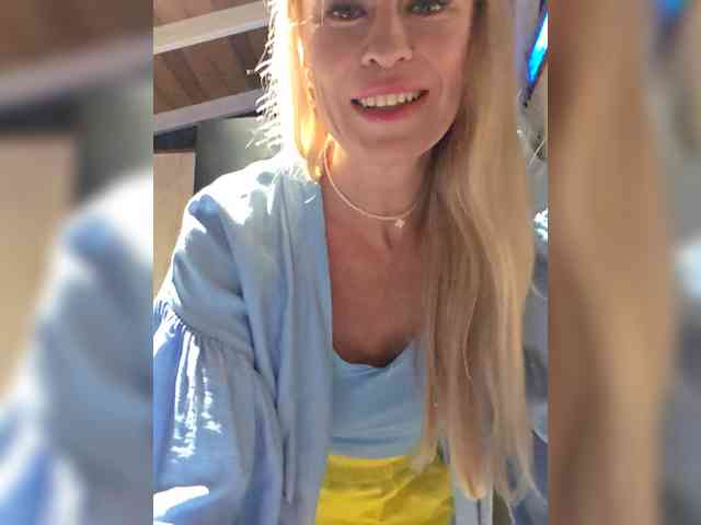 _Love-Blondi webcam
