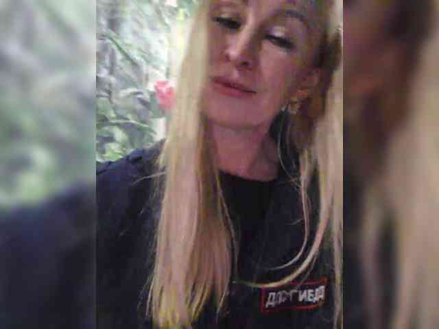 -Love-blondi webcam