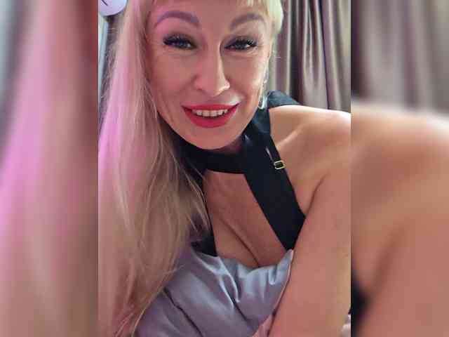 Love-Blondi webcam