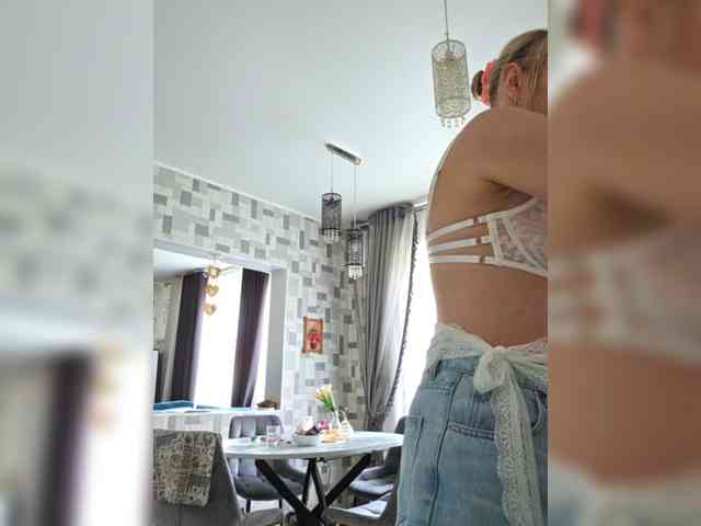 -Love-blondi webcam