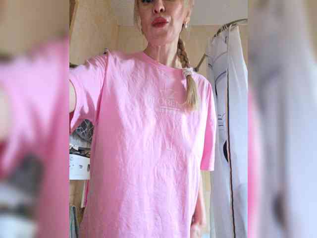 -Love-blondi webcam