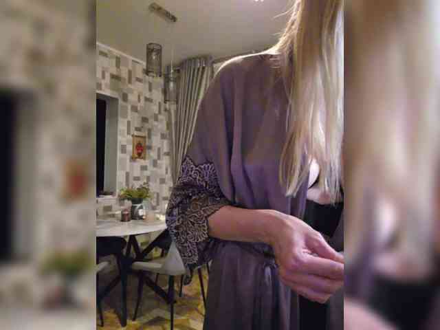 _Love-Blondi webcam