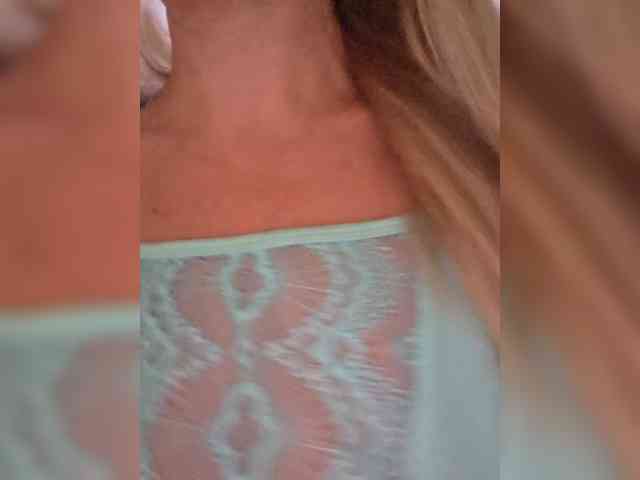 Love-Blondi webcam