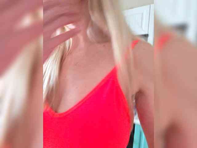 -Love-blondi webcam