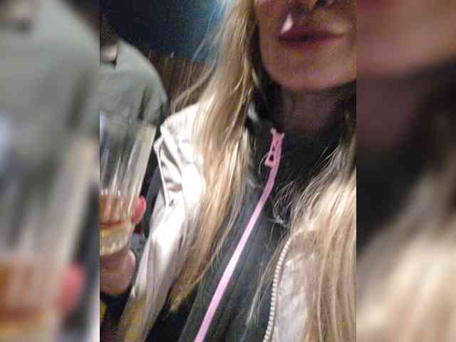 -Love-blondi webcam