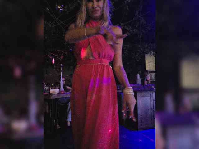 _Love-Blondi webcam