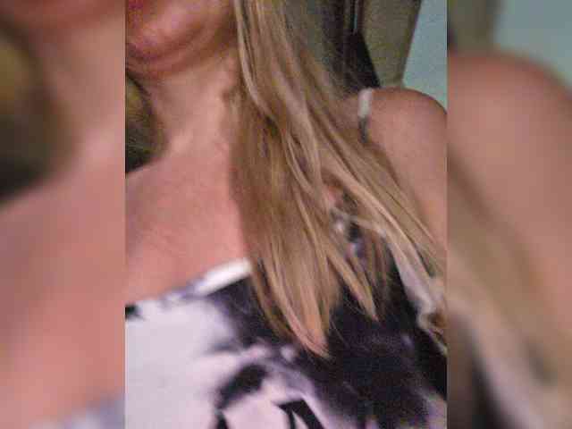 -Love-blondi webcam