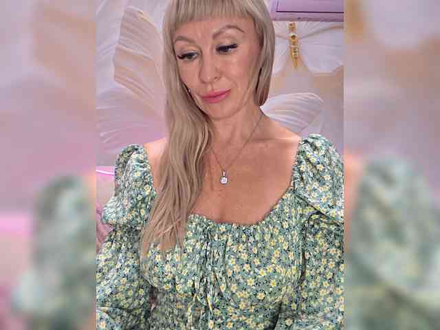 Love-Blondi webcam