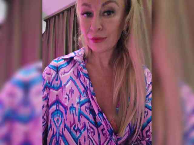 _Love-Blondi webcam