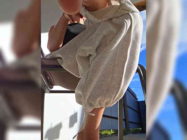 Love-Blondi webcam