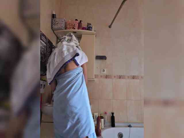 _Love-Blondi webcam