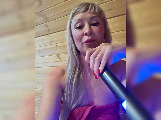 Love-Blondi webcam