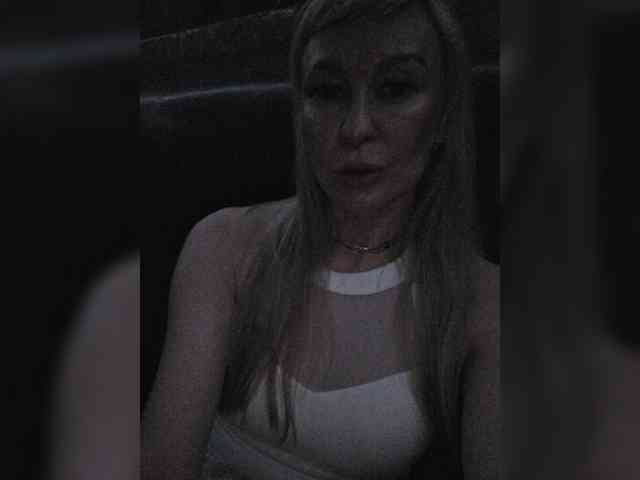 -Love-blondi webcam