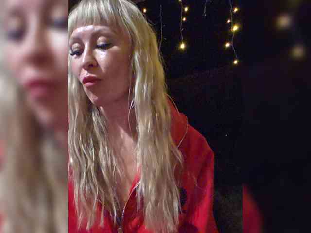 Love-Blondi webcam